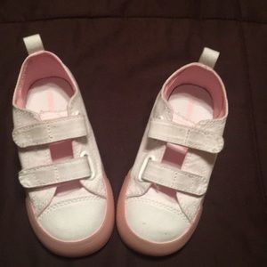 Toddler Girls White Converse with Light Pink Trim